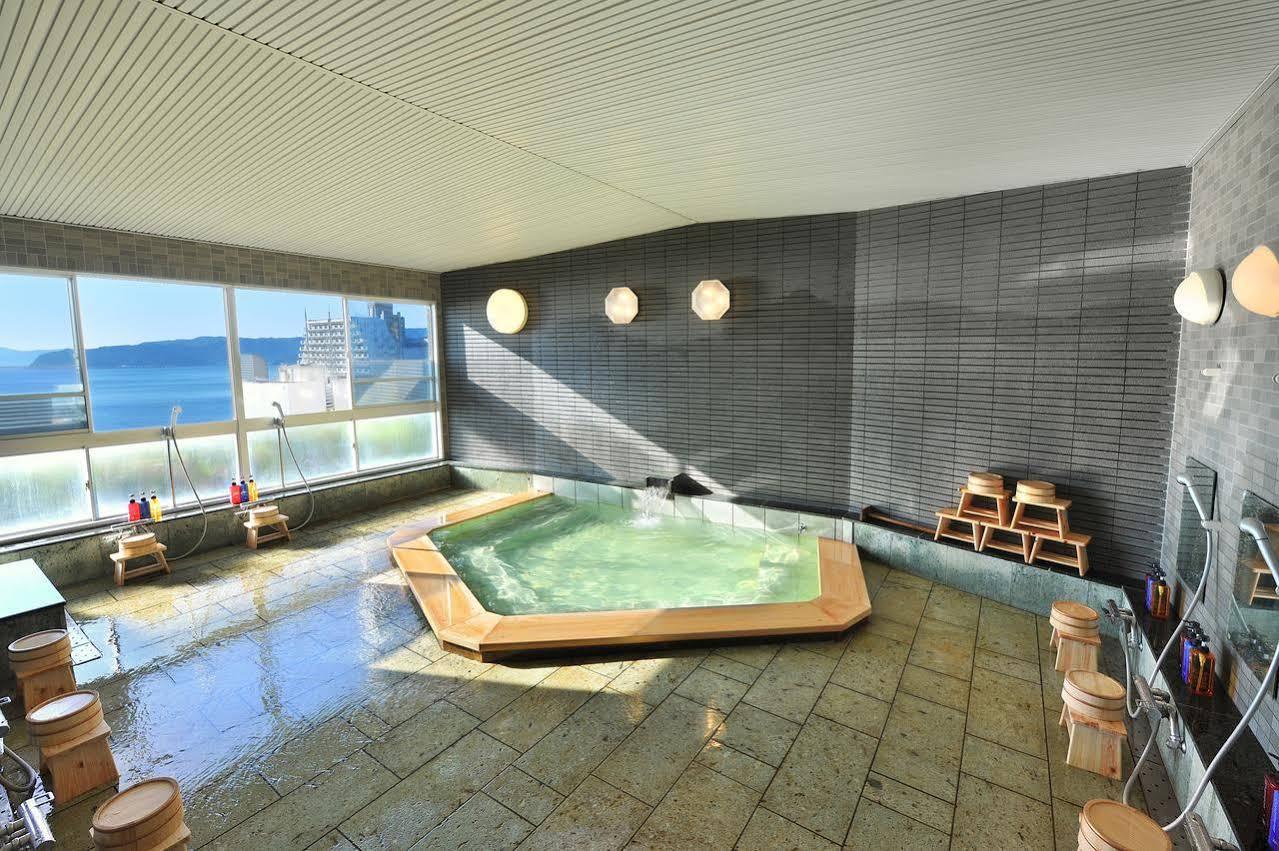 Onsen Hostel Hinoemi Atami  Exterior foto